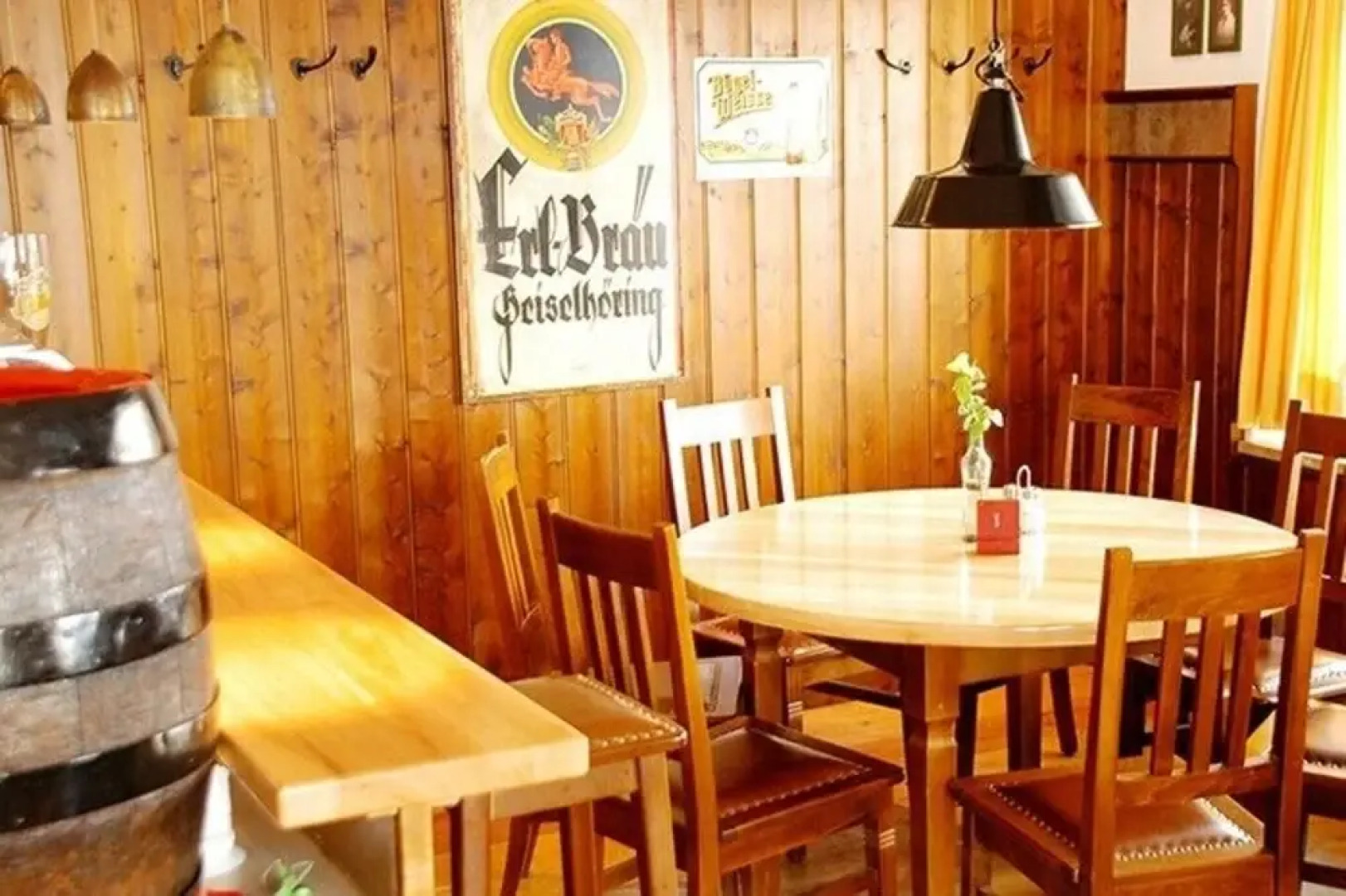 Erlbraeu Brauerei Und Gasthof