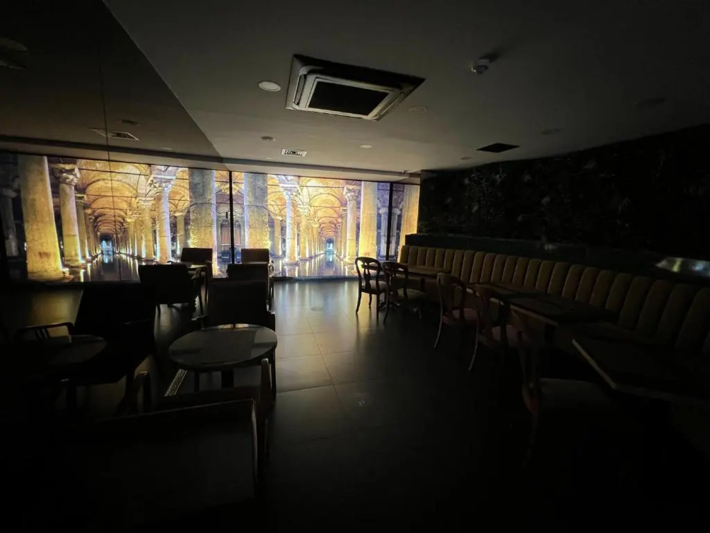 Отель All Seasons