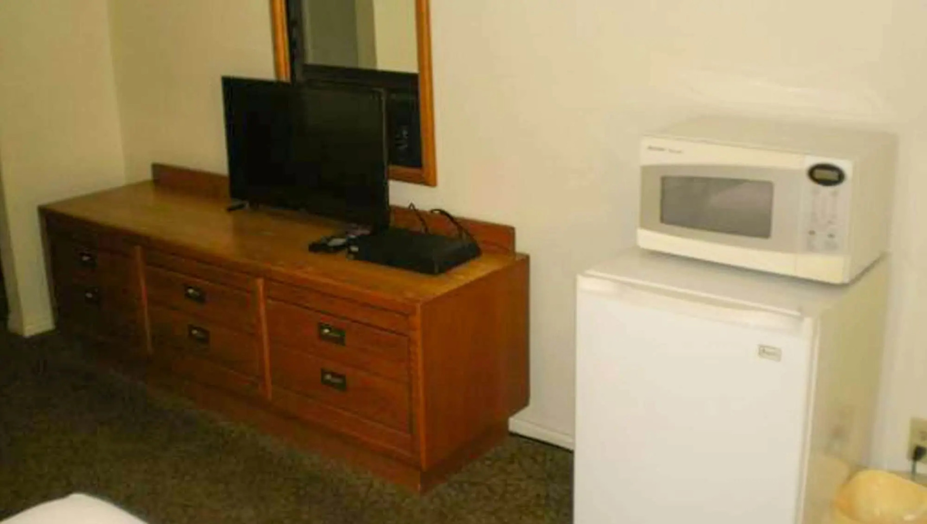 Magnuson Hotel Park Vue