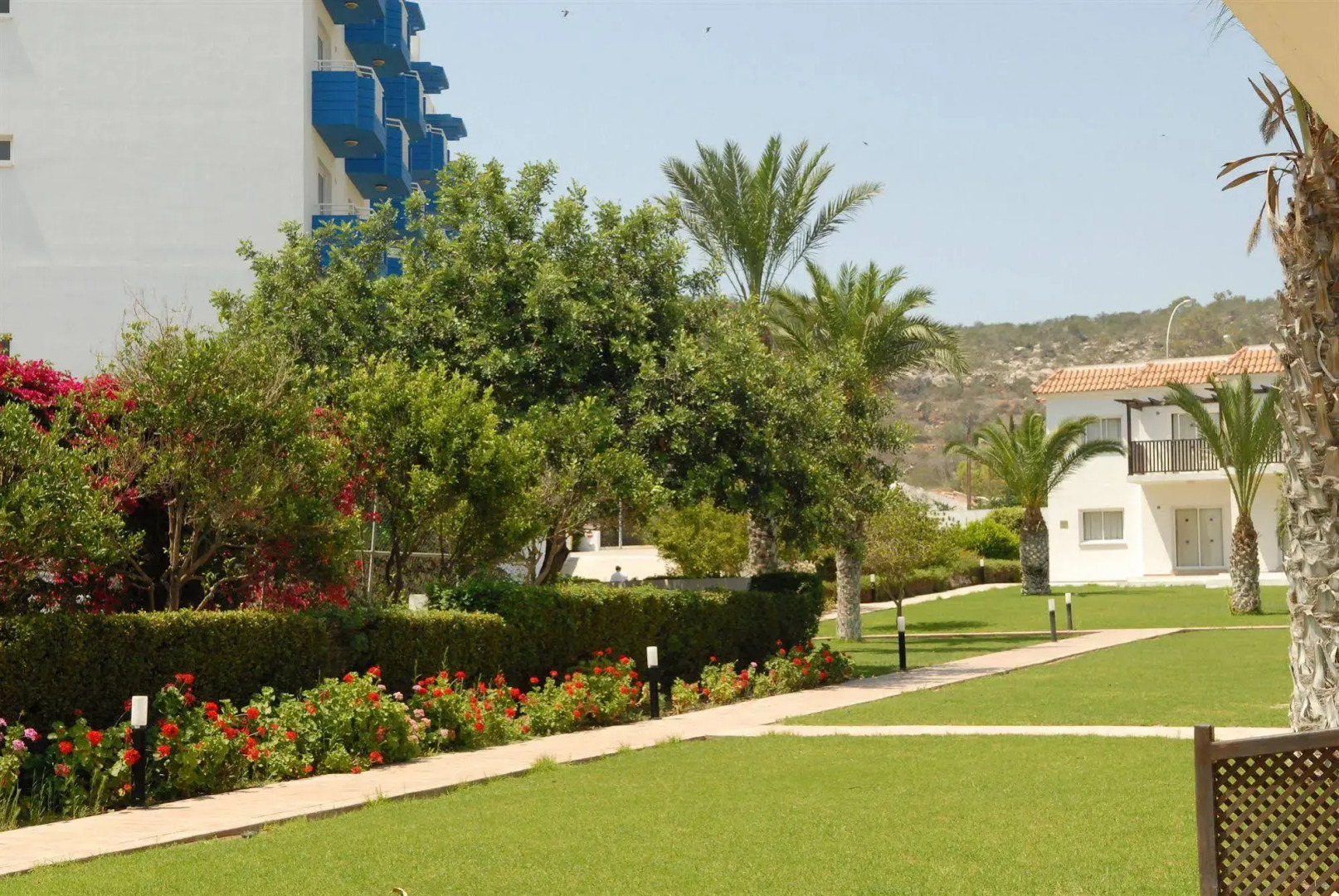 Maistros Hotel Apartments