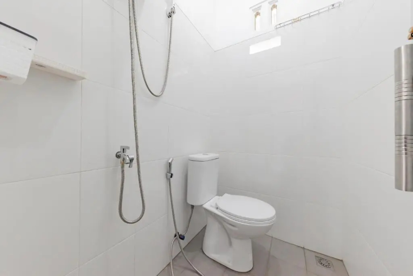 RedDoorz Syariah near Alun Alun Ciledug Cirebon