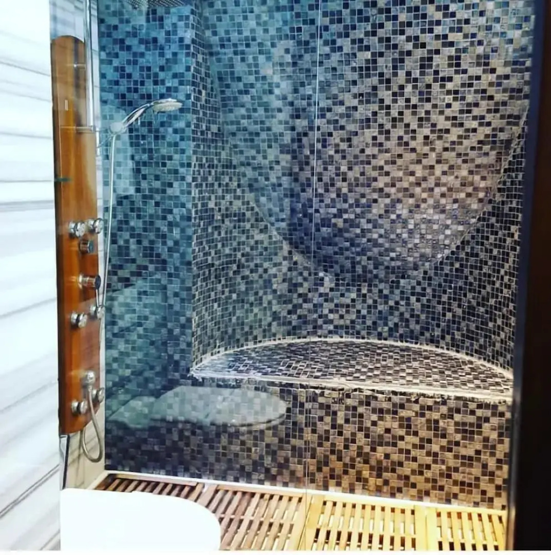 Le Fayan Nile Cruise - Till 17-9 Sat From Luxor for 4&7 Nights Wed From Aswan for 3&7 Nights - 18-9 to 20-11 Thu from Luxor for 4&7 Nights Mon From Aswan for 3&7 Nights - 22-12 Mon from Luxor for 4&7 Nights Fri From Aswan