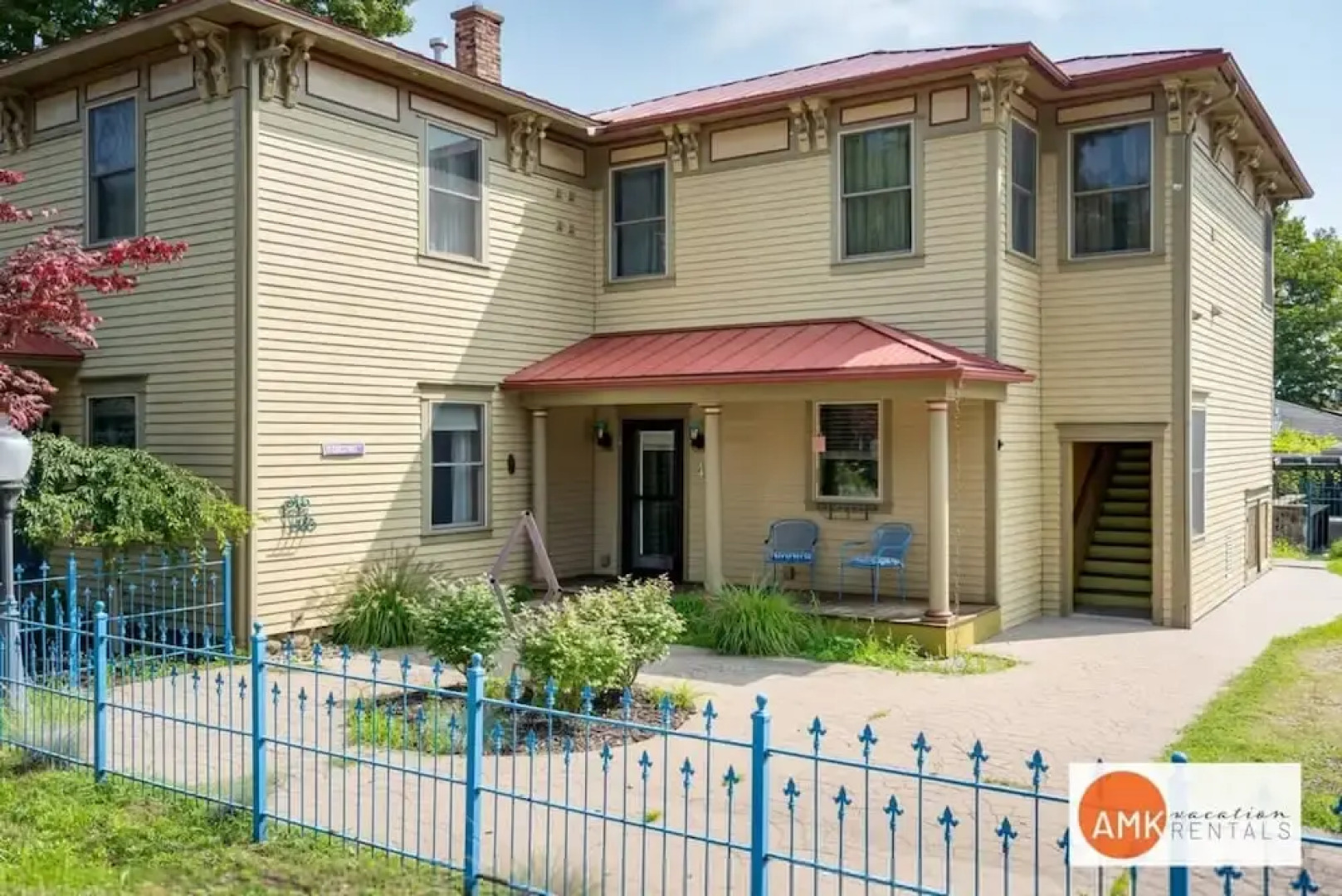 Lake Life Getaway - Condo Near Downtown