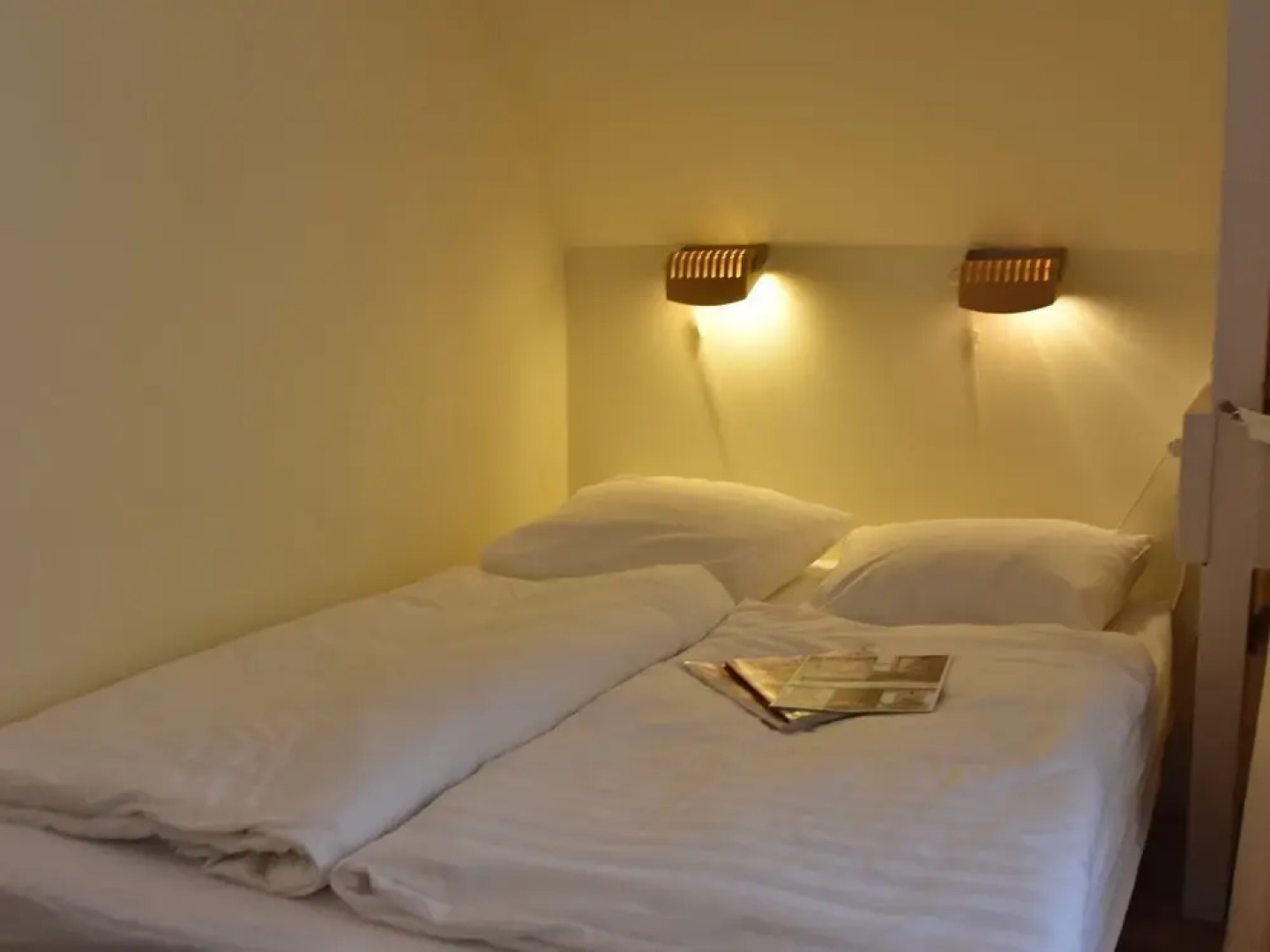 Unique Studio on Large Estate With sea View