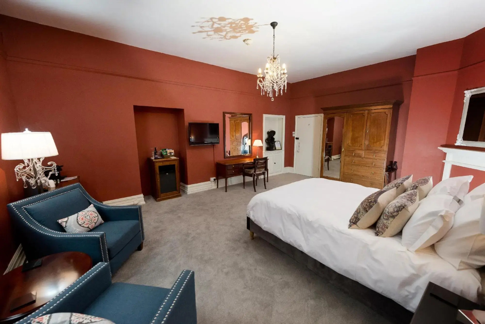 Glewstone Court Country House Hotel