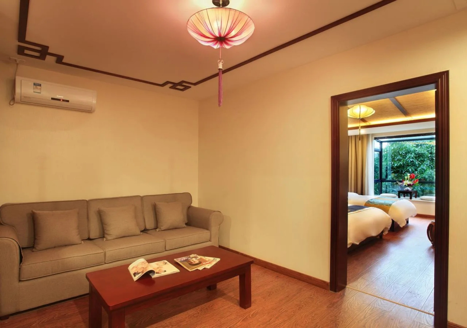 Moon Reflection River lnn