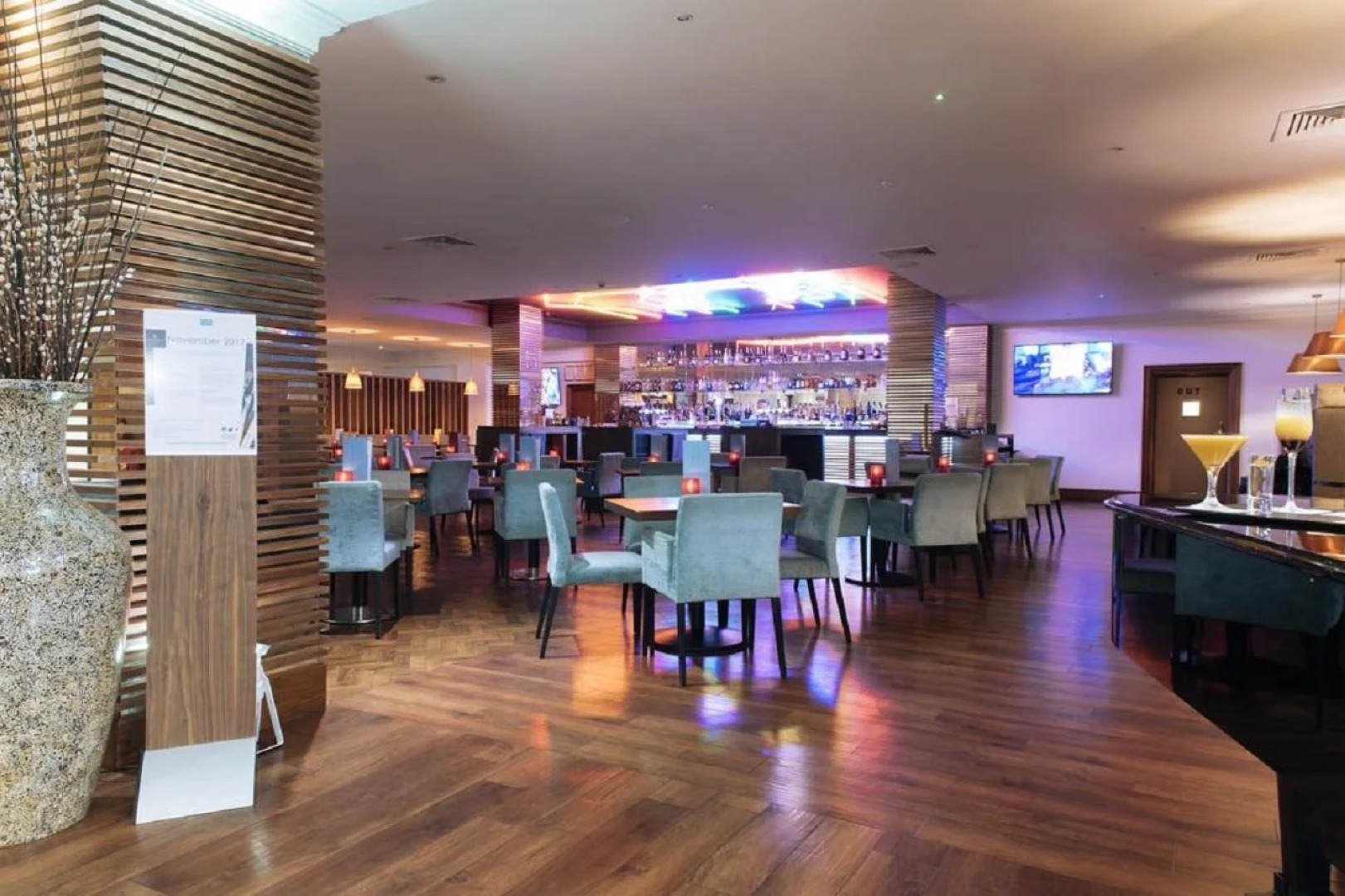 Renaissance London Heathrow Hotel