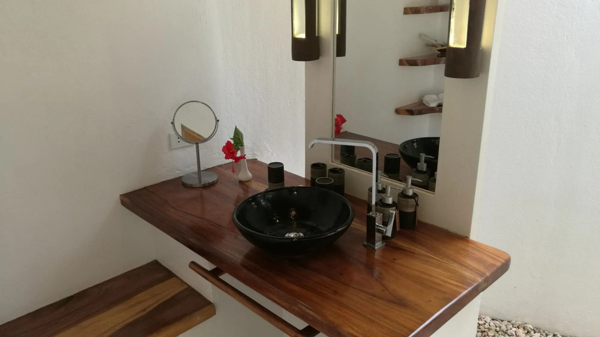 Kawayan Holiday Resort