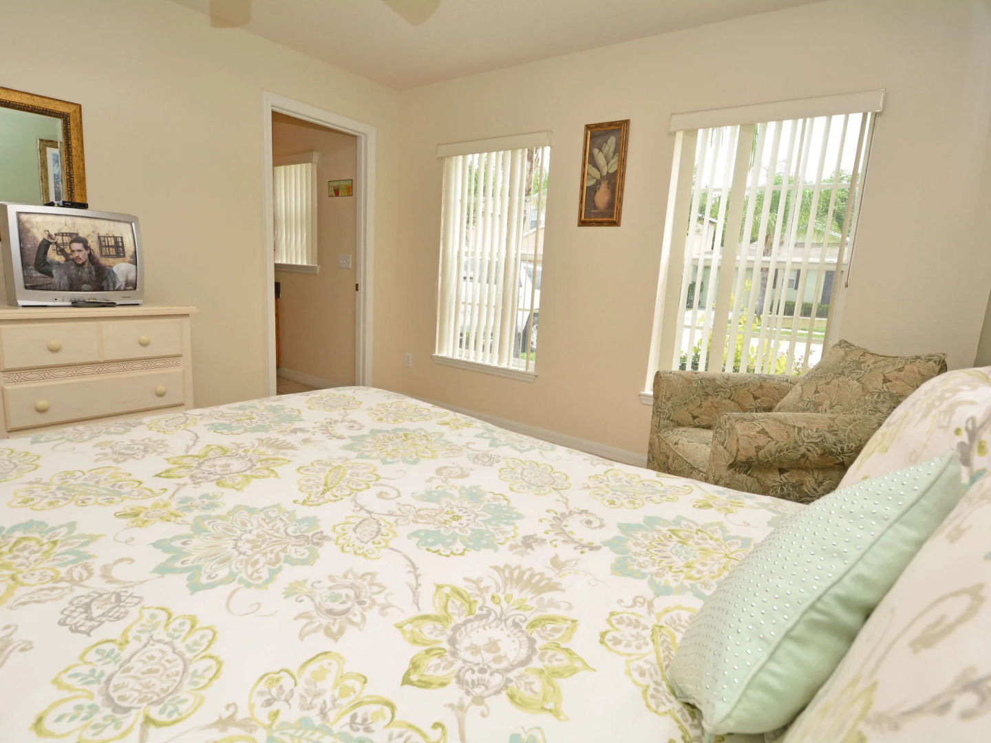 163SC Sundown Villa 3 Br villa by RedAwning