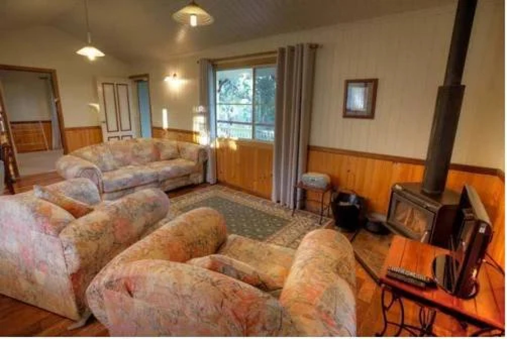 Accommodation Creek Cottages & Sundown View Suites