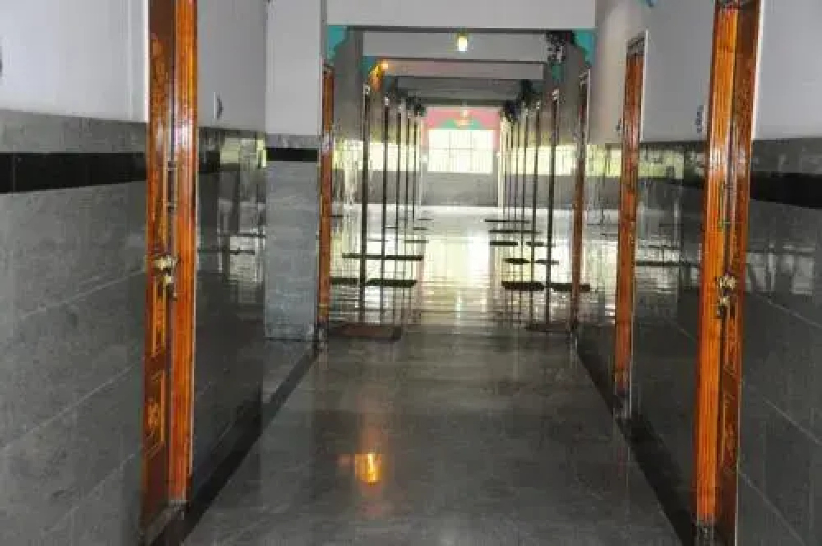 Sri Vijaya Residency A/C