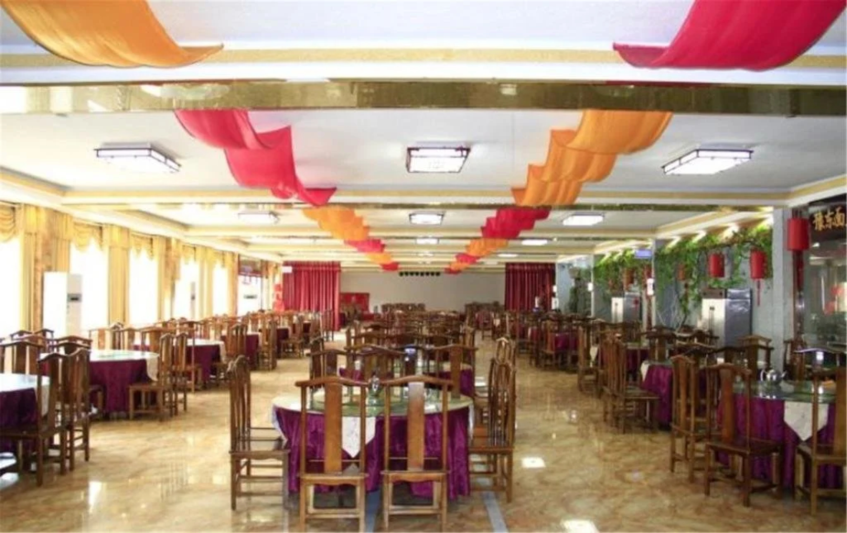 Heze Haotai Hotel