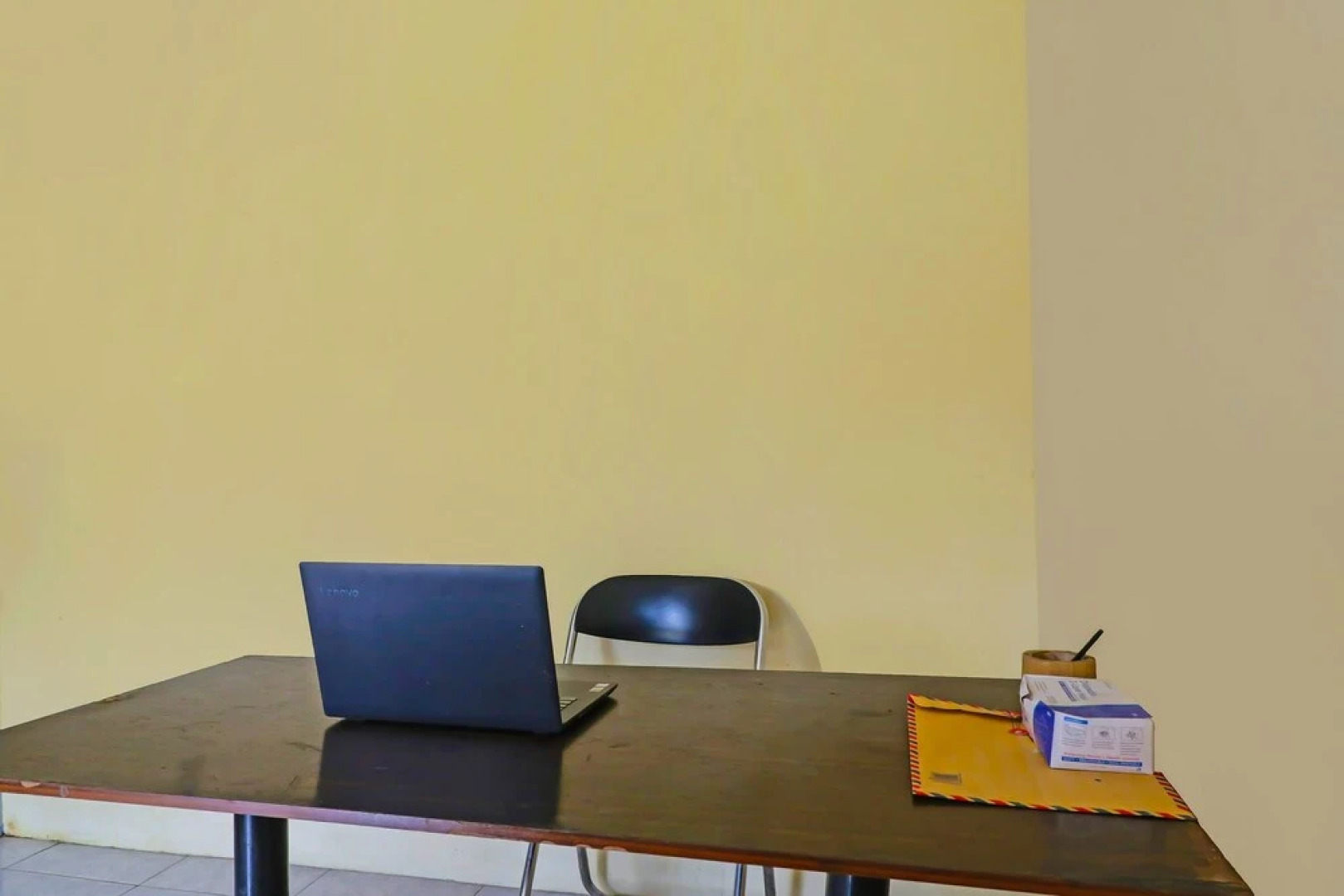 OYO 90809 Homestay Black Pink Merah Jambu Syariah