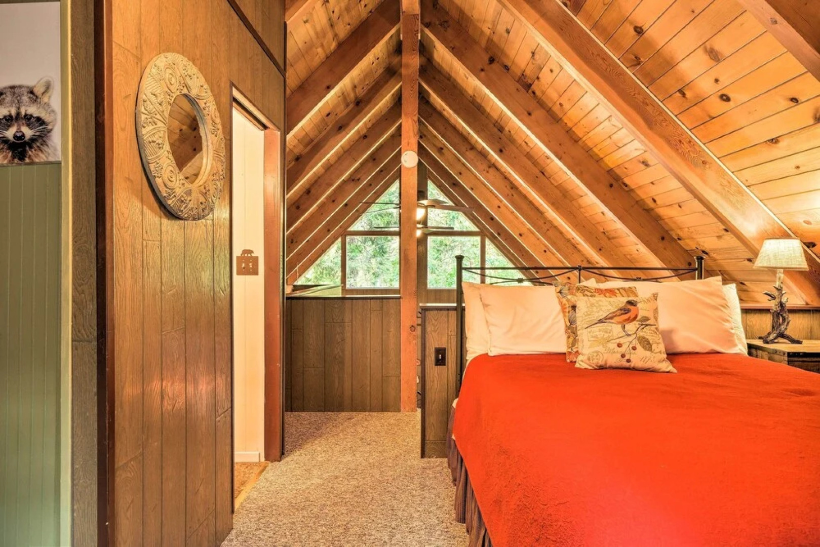 Twain Harte Mountain Cabin w/ Deck - 3 Mi to Dtwn