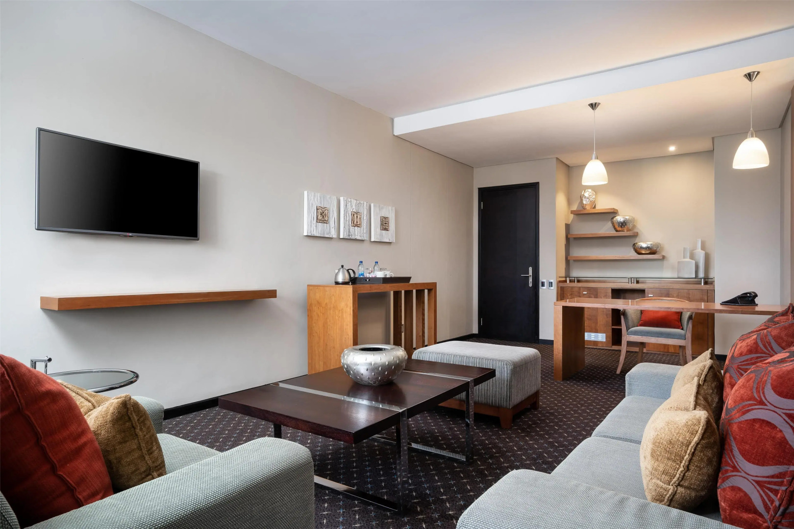 Premier Hotel OR Tambo