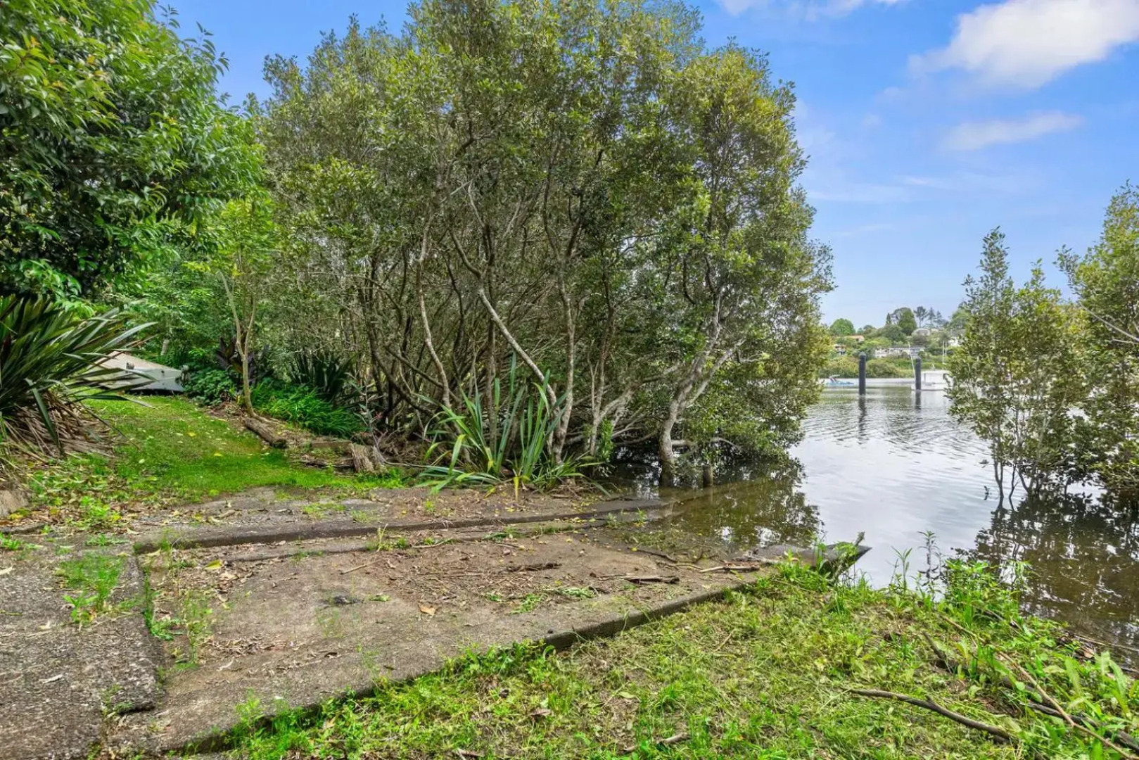 Riverview Landing - Kerikeri Holiday Home