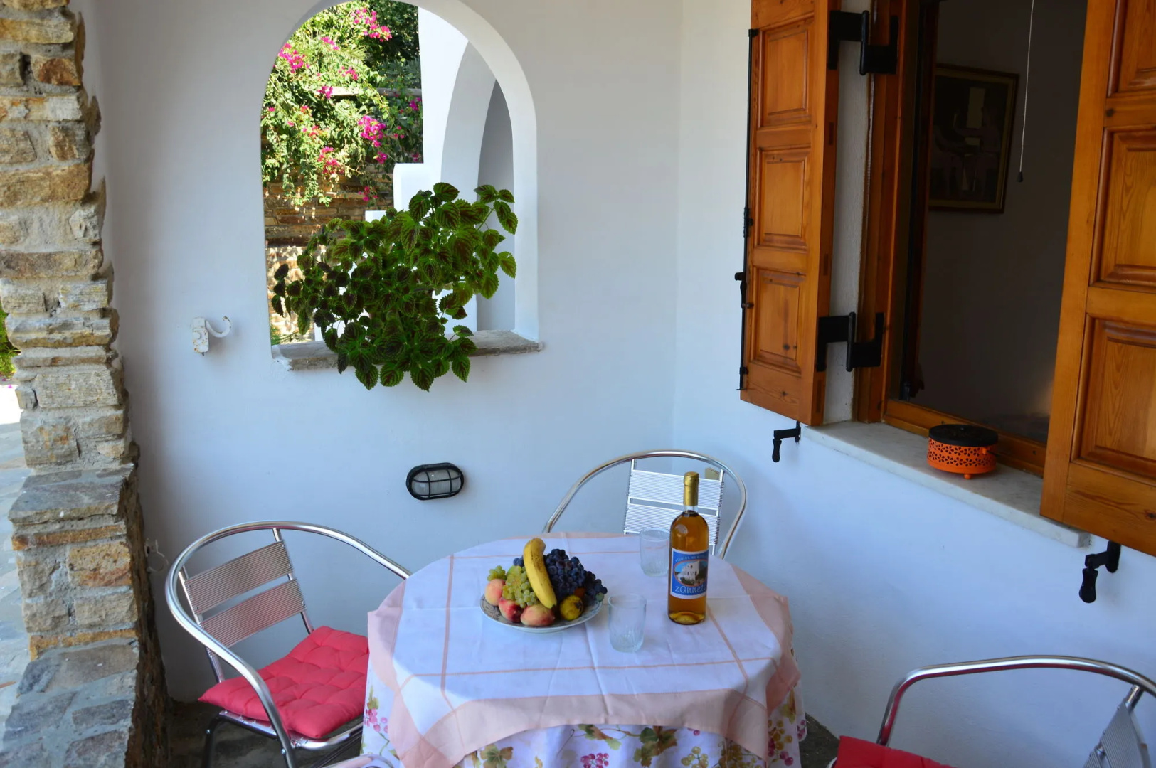 Zanneta Apartments and Suites