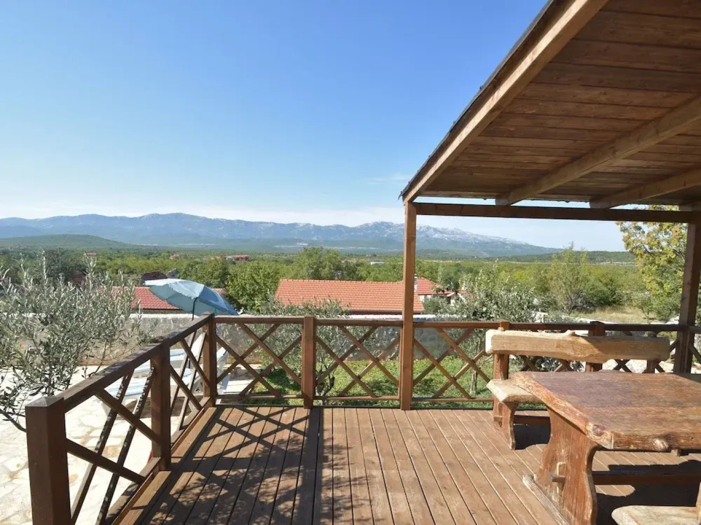 Welcoming Holiday Home in Ugljane With Swimming Pool