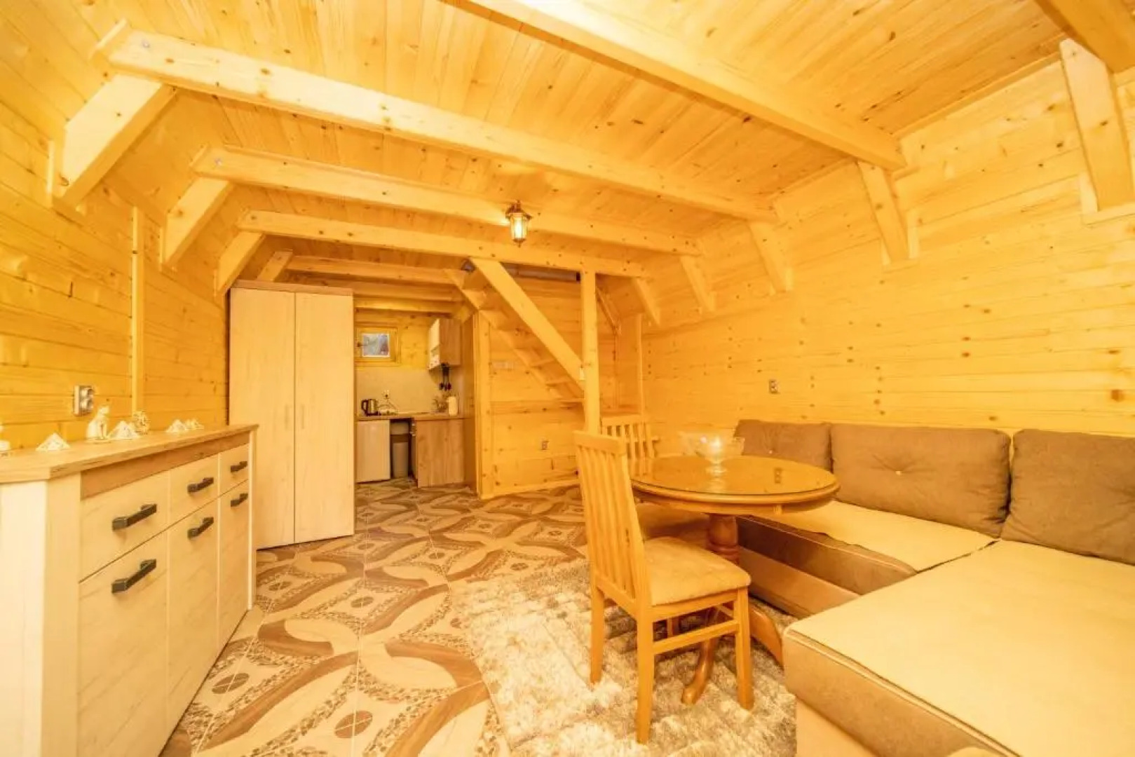 Pyramid Energy House