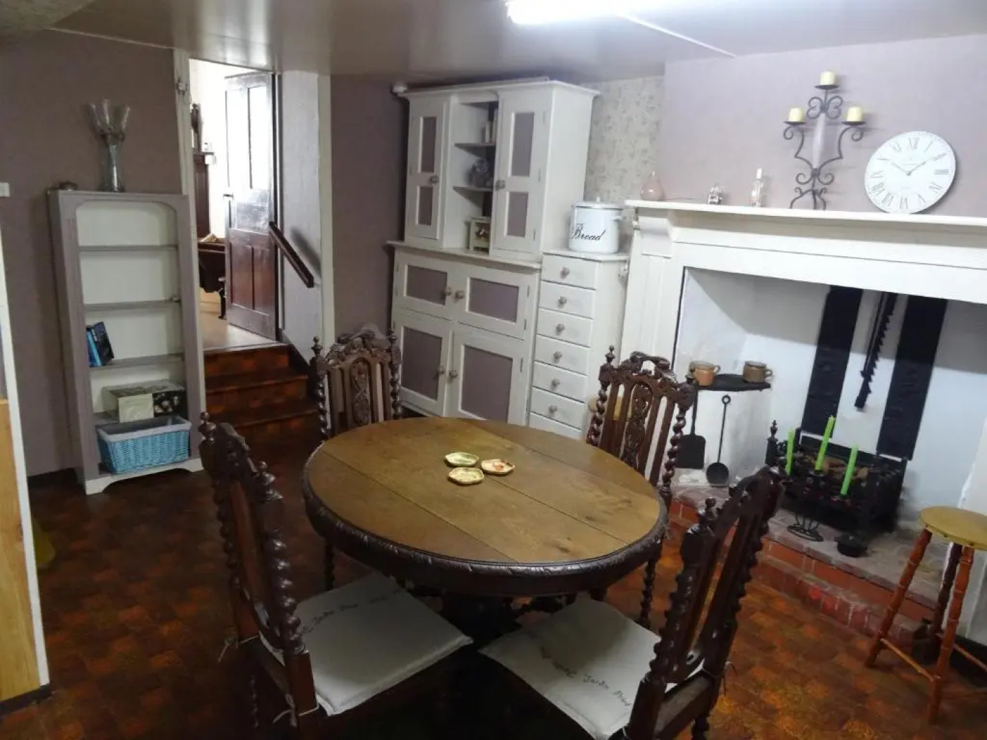 Charming French Cottage-Gite in the Heart of Quiet Gorron