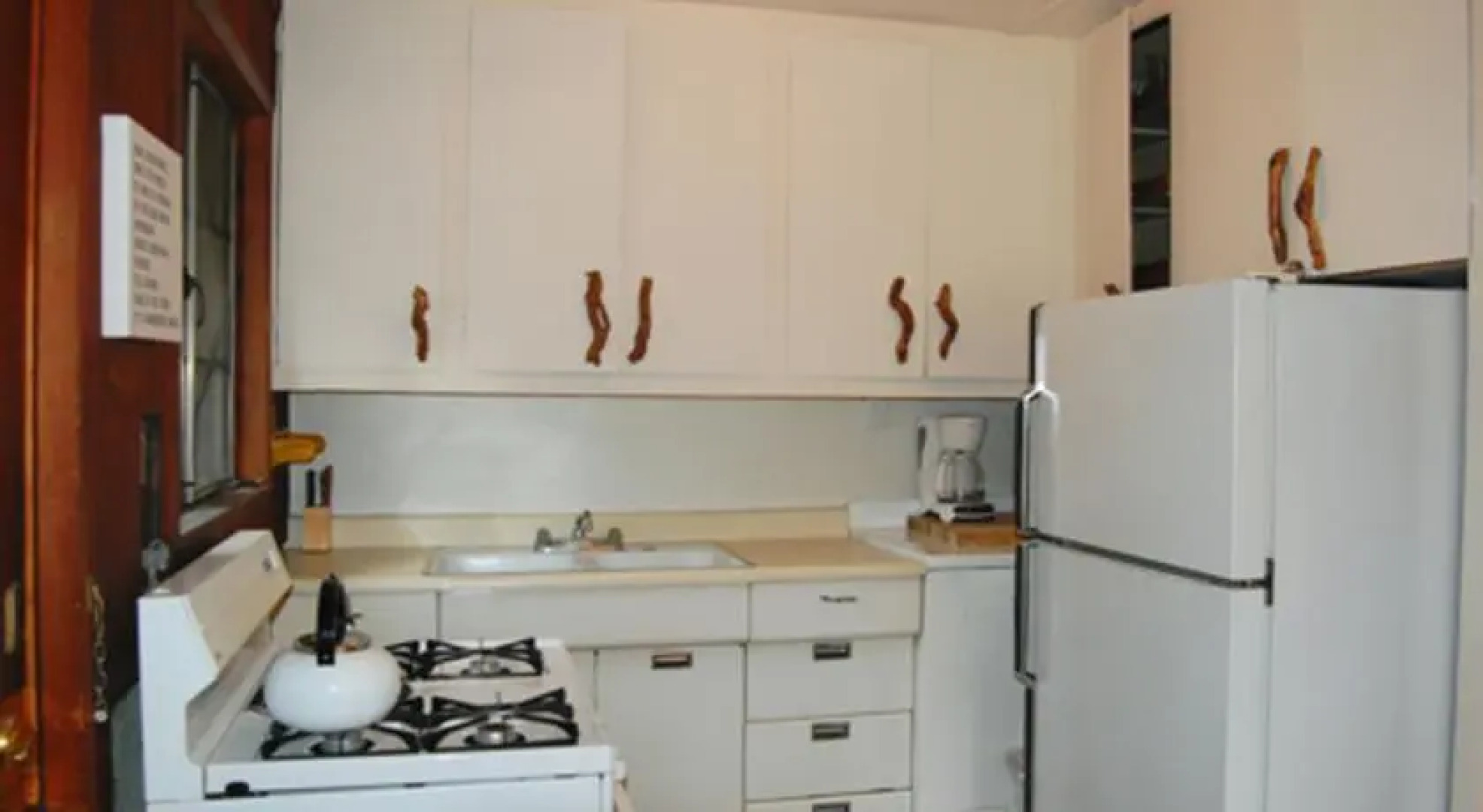 RedAwning Cabin #1B Bear Den