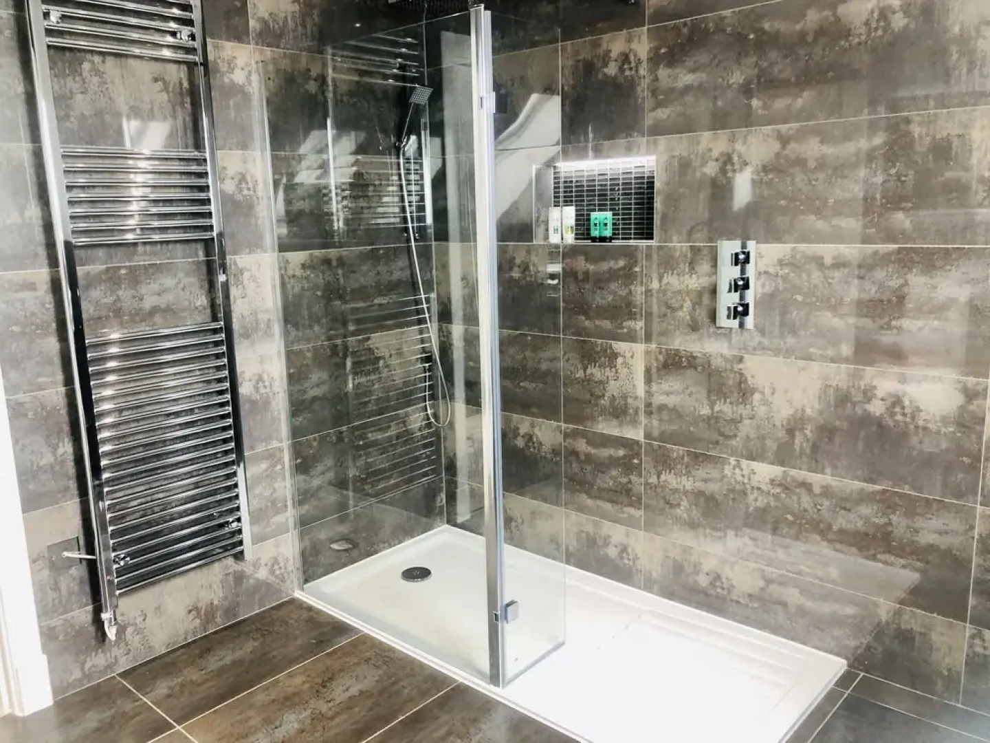 Stunning 1-Bed Apartment in Clyde Valley