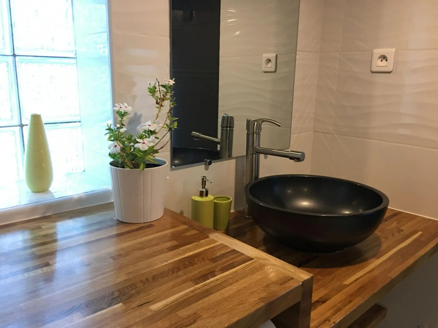 Villa With Private Pool and Enclosed Garden Between the Vineyards and Hiking Trails