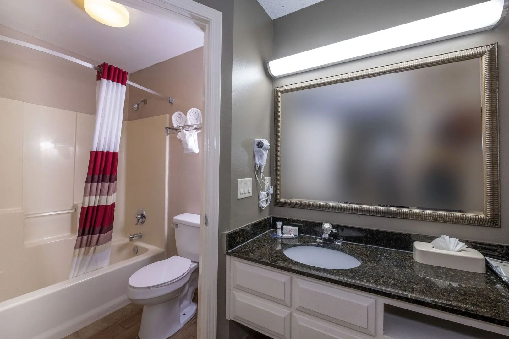 Red Roof Inn & Suites Wilson