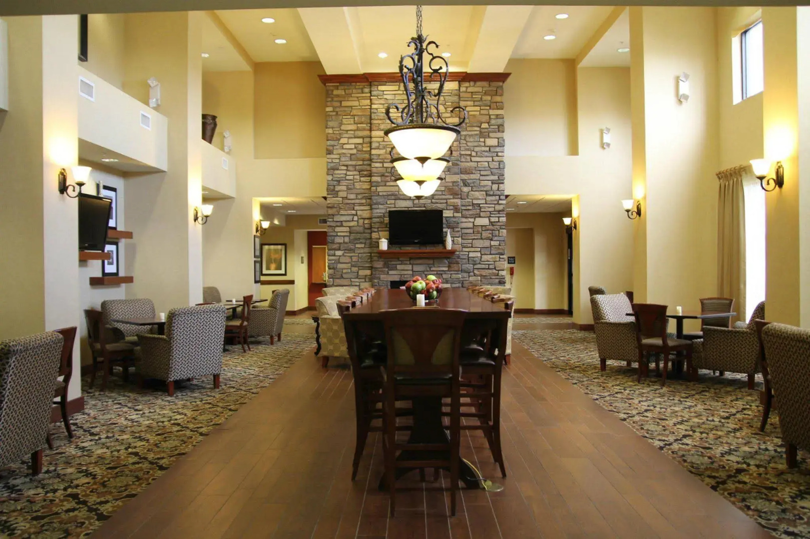 Hampton Inn & Suites Enid