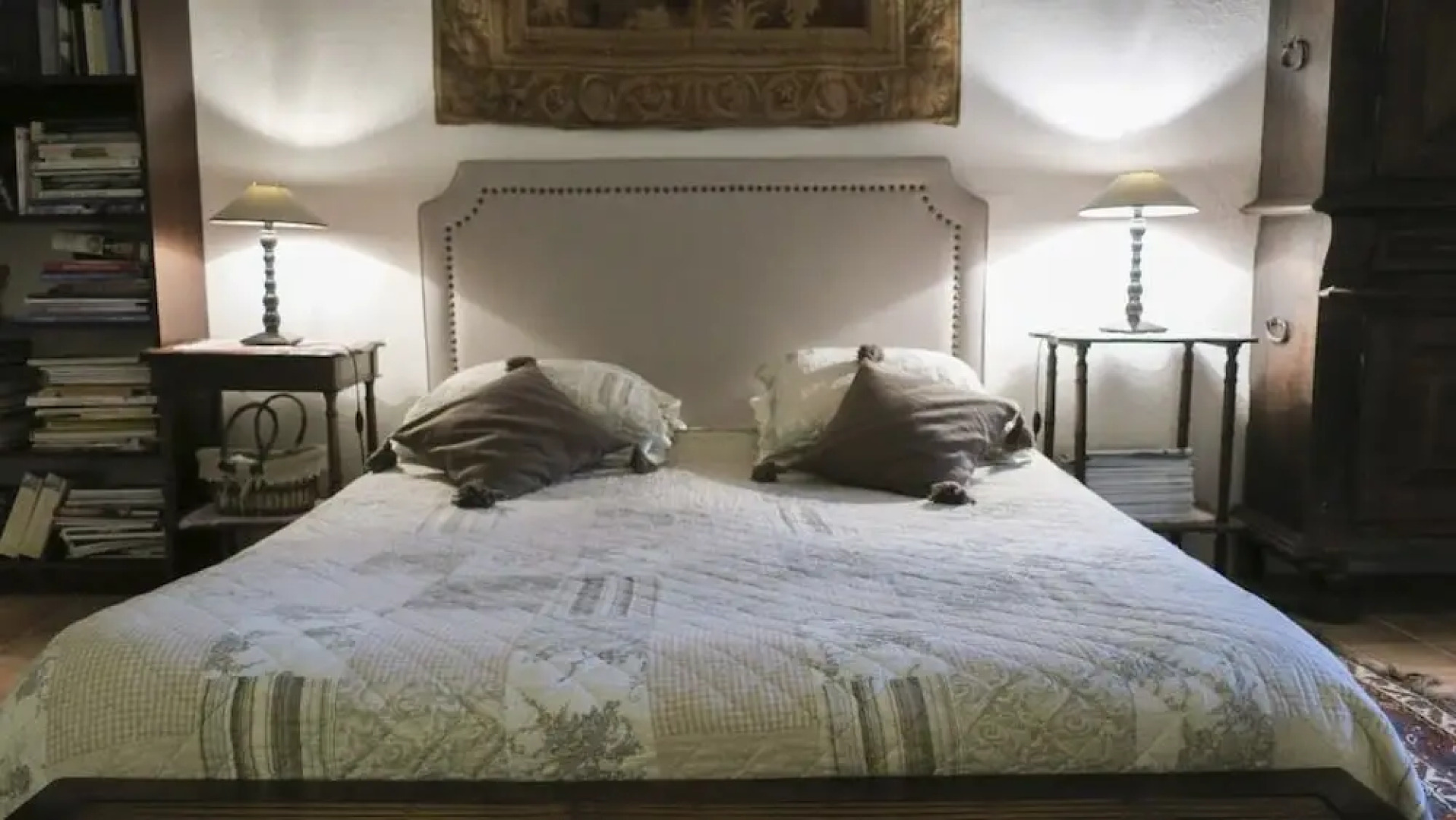 Chambre d'hôtes troglo  Cave de l'Eperon