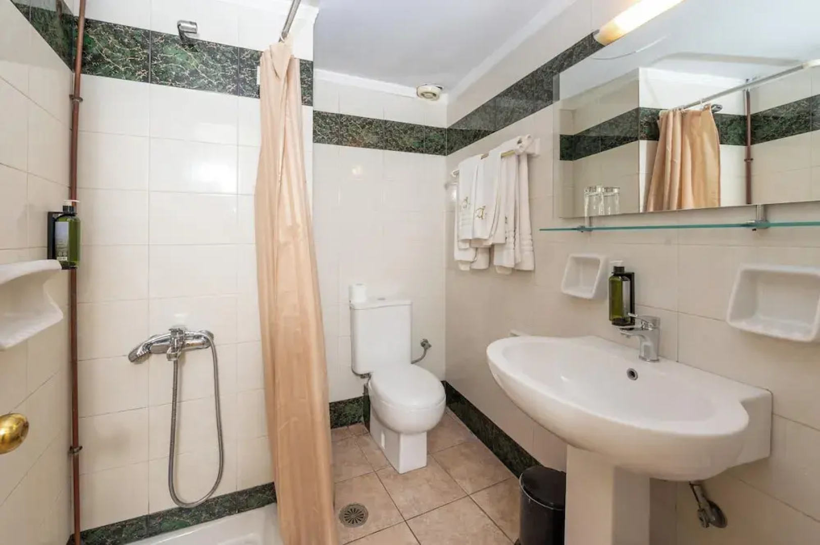 Aktaion City Hotel