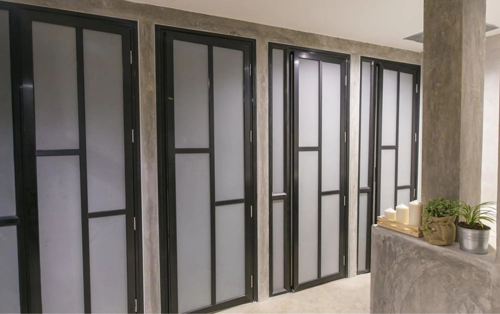 Chedi View Hostel & Rooftop Bar