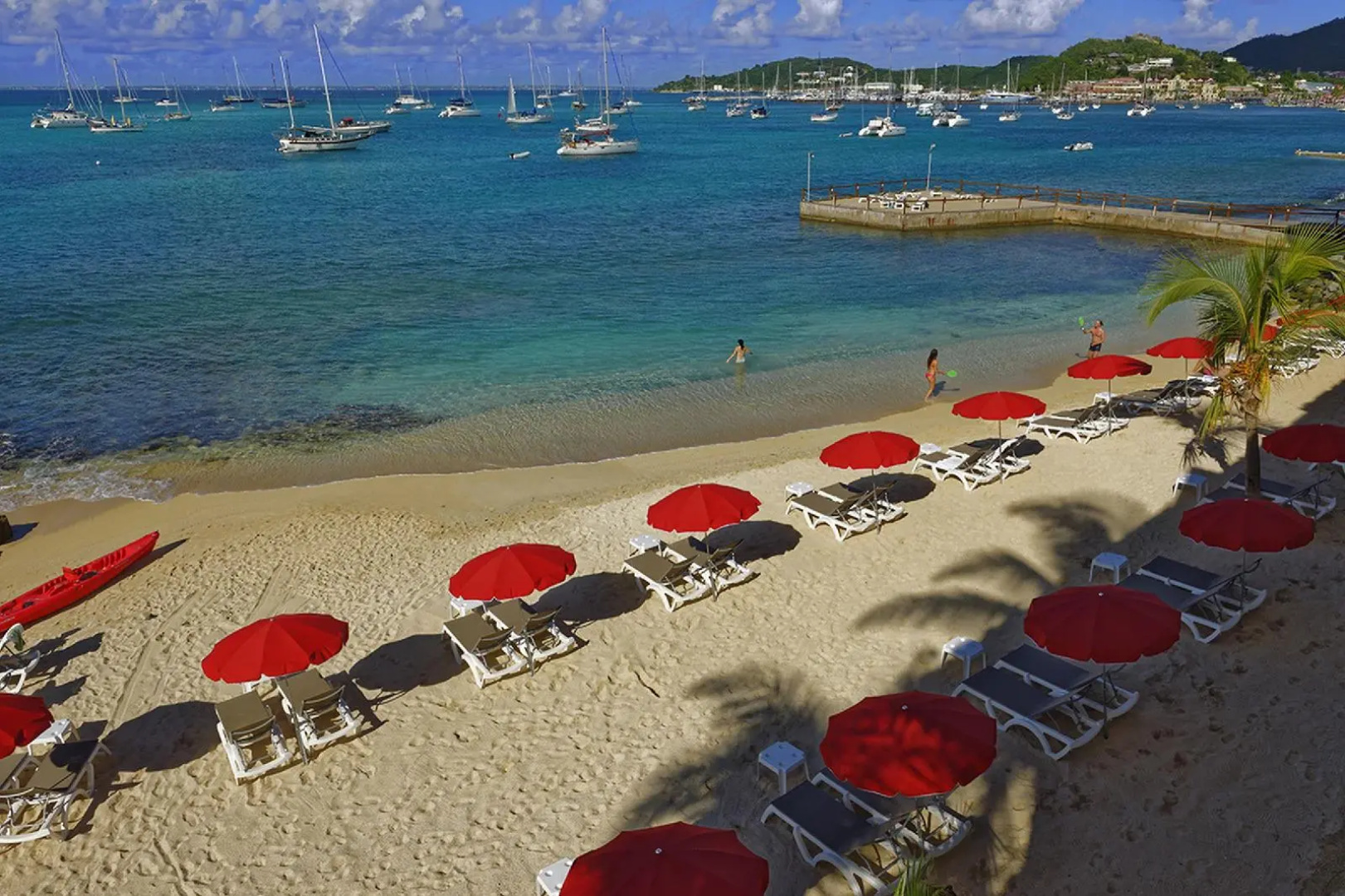 Le Beach Hotel