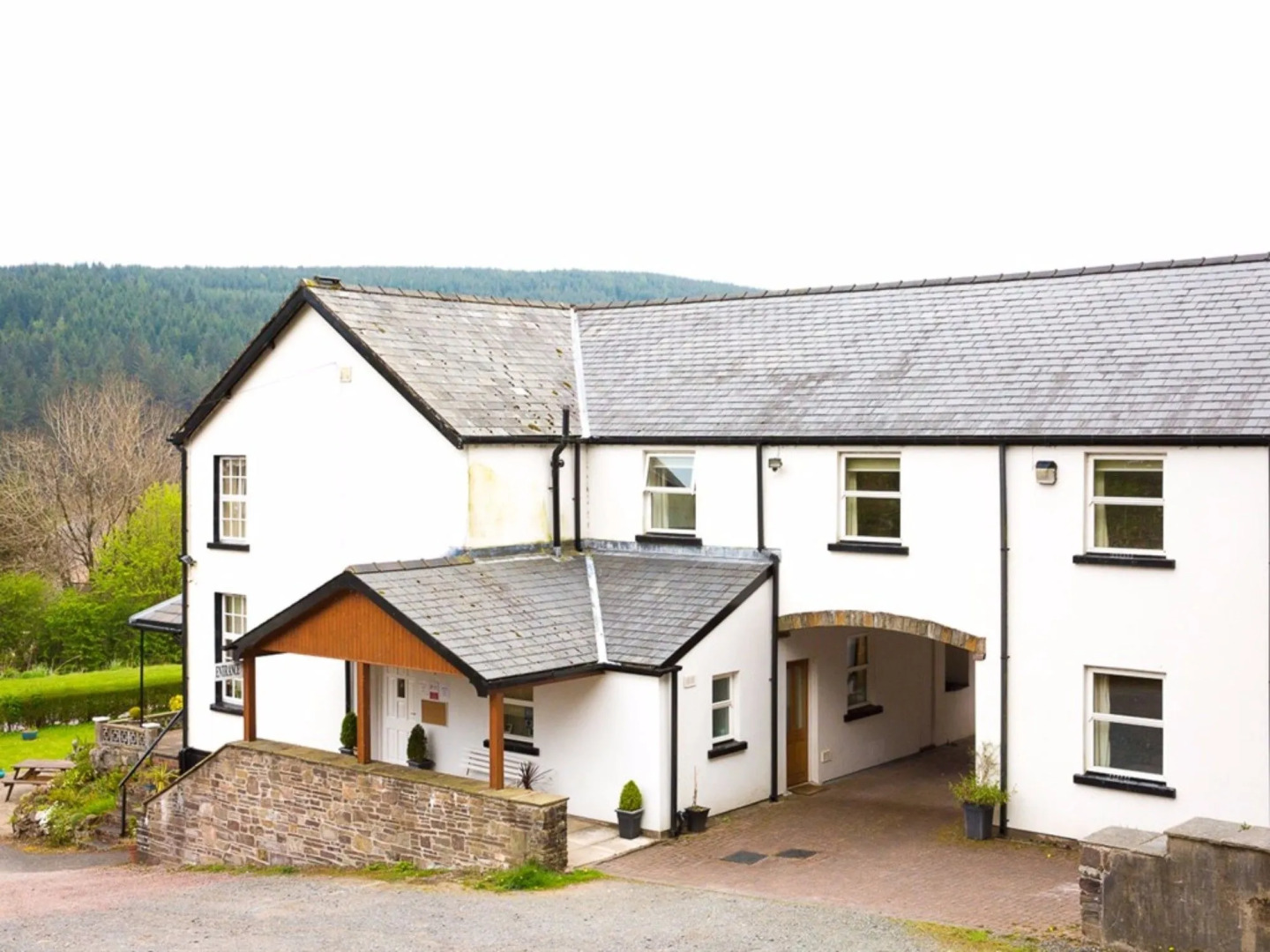 Llwyn Onn Guest House
