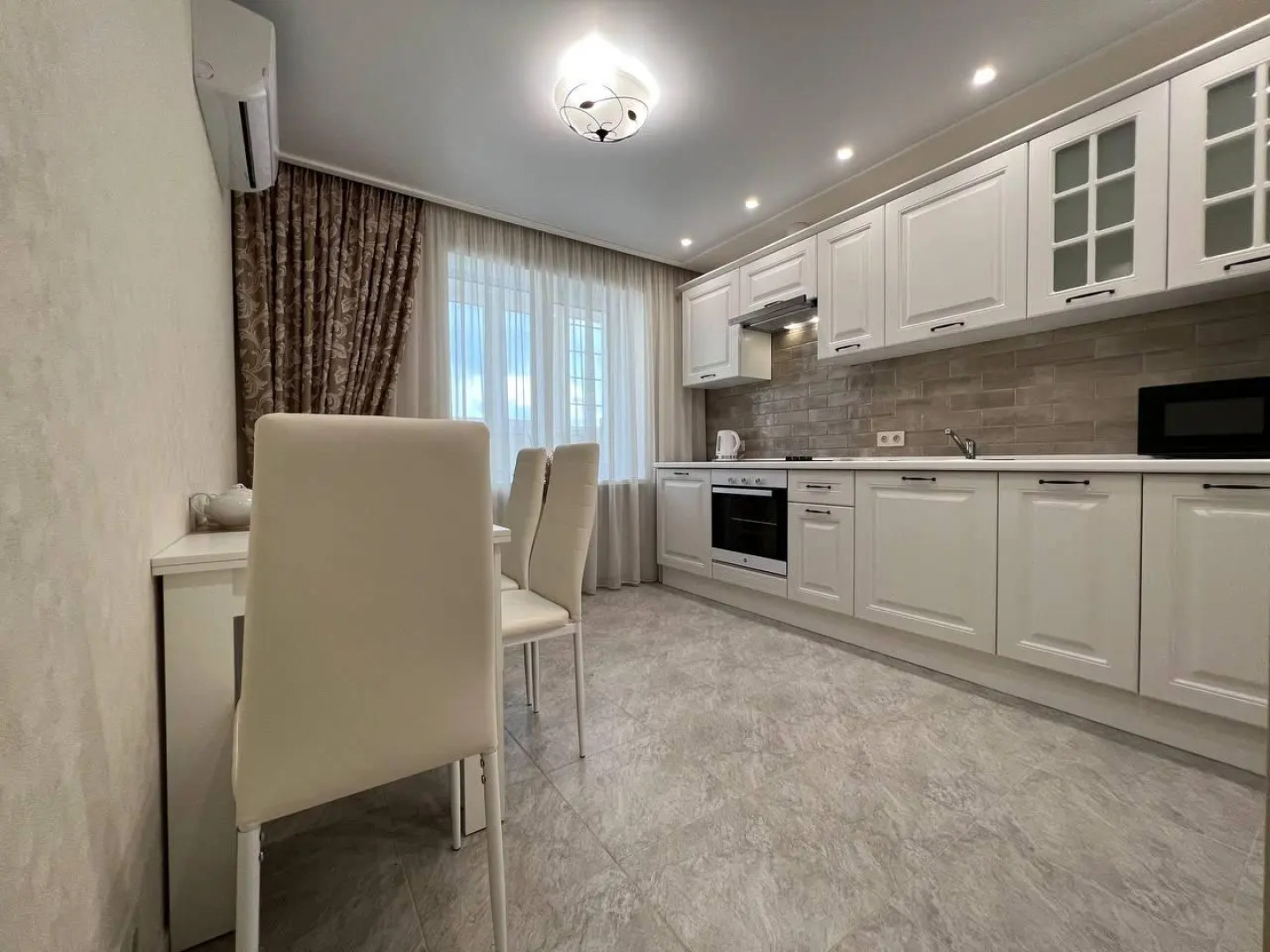 EasyRent Тухачевского,84