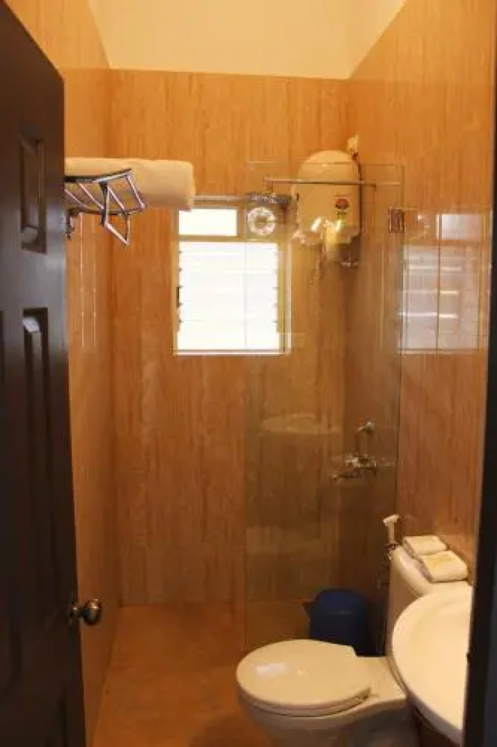 Comfy gateway in Vagator with pool F-106