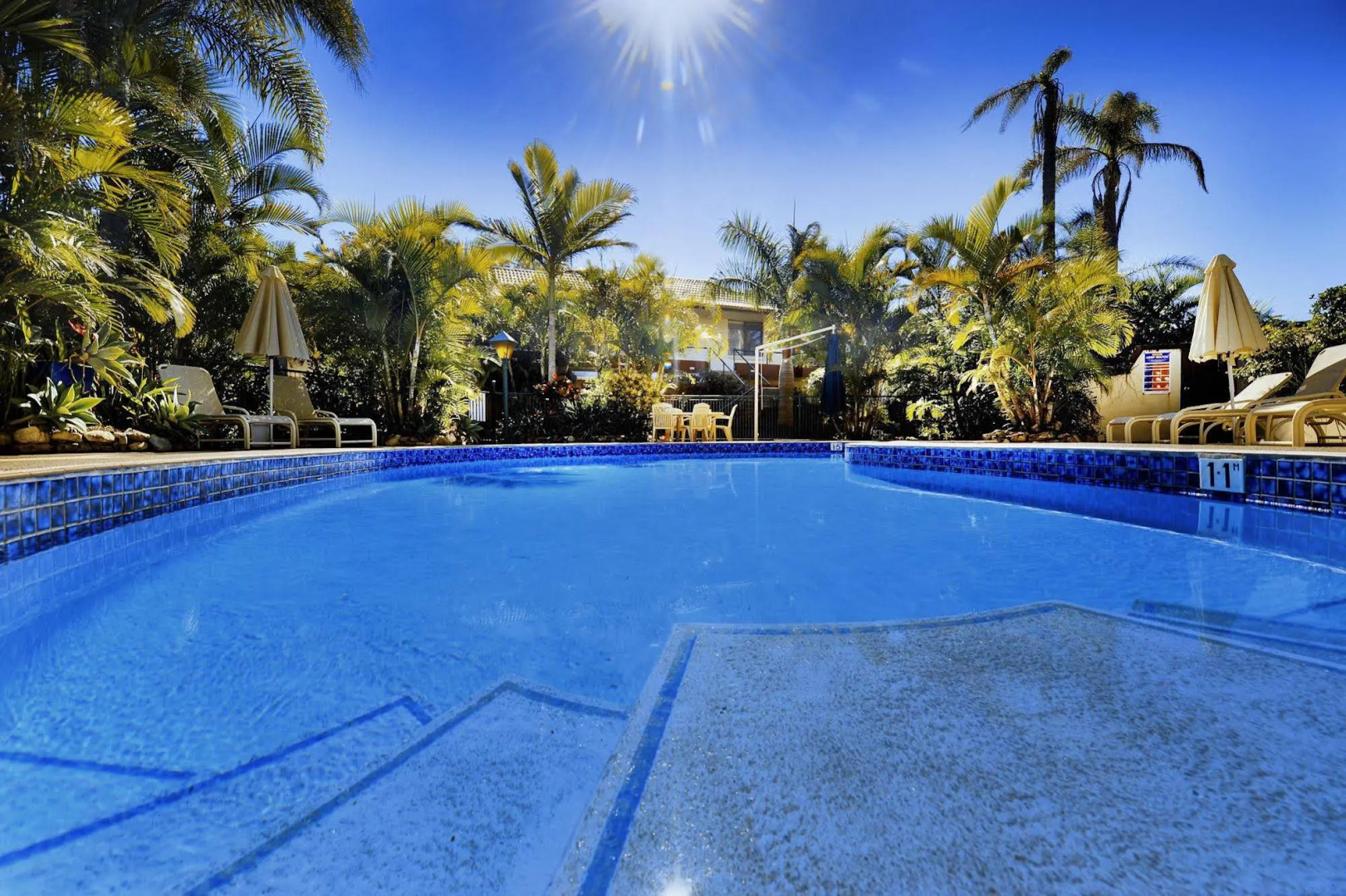 Smugglers on the Beach