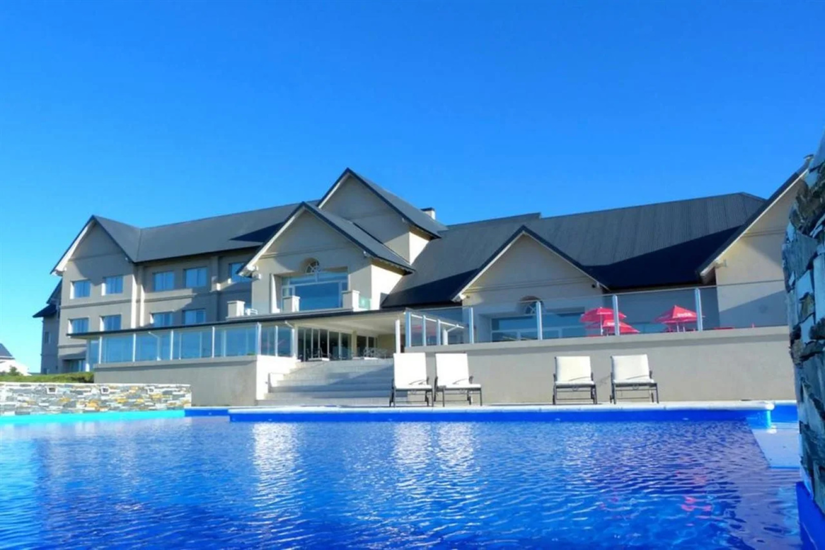 Howard Johnson by Wyndham Piedras Moras