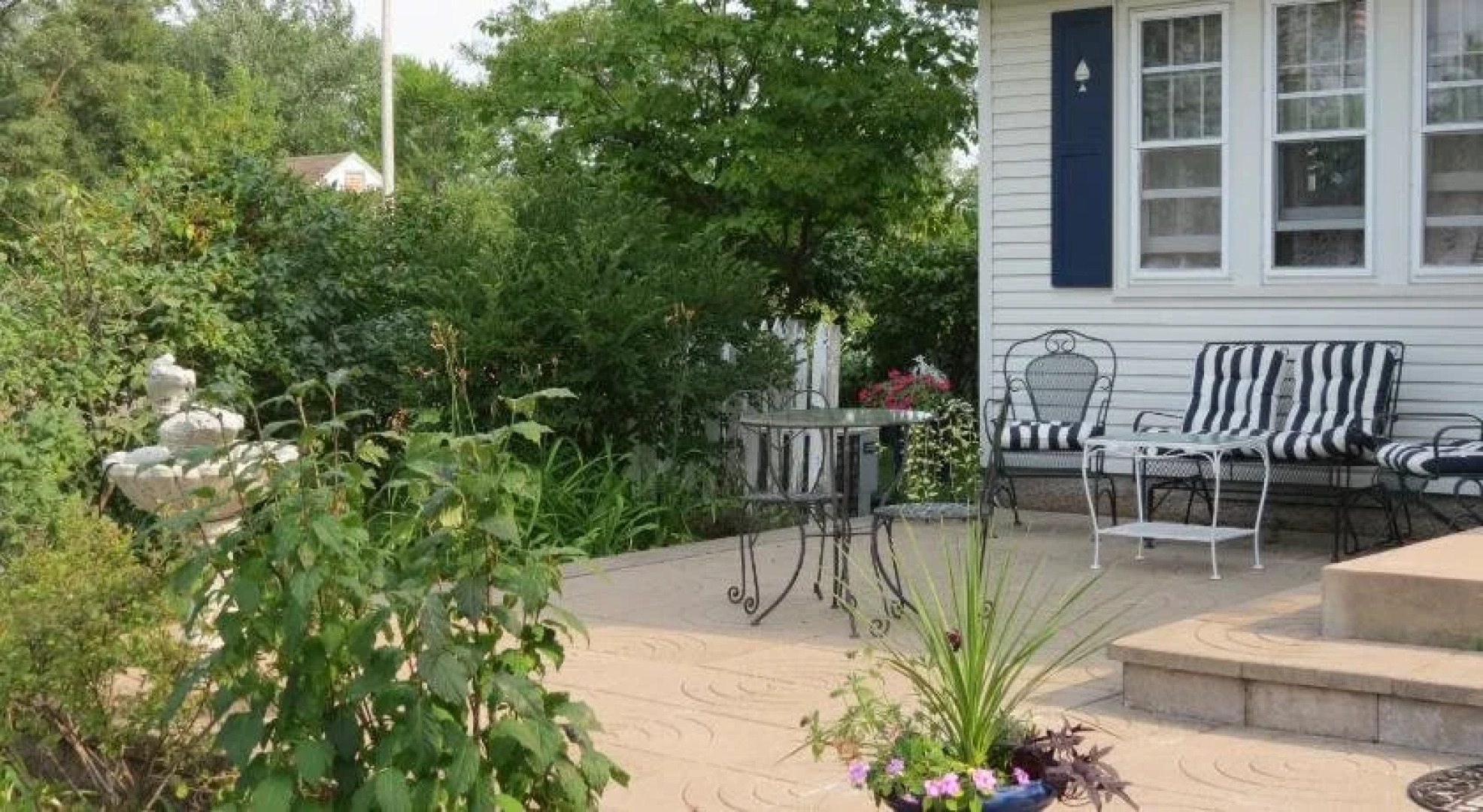 Lilac Village Bed and Breakfast