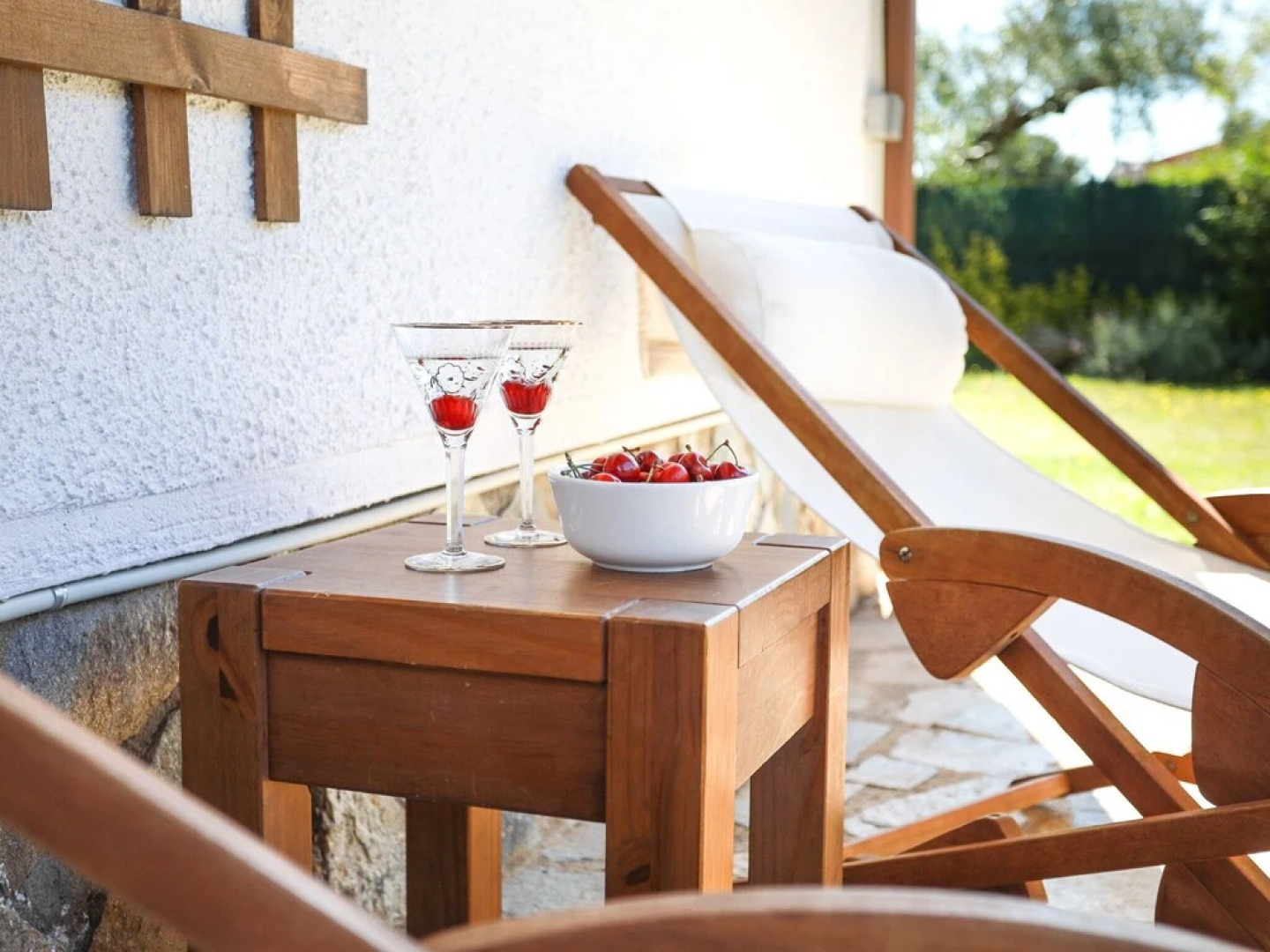 Pleasant Holiday Home in Vilacolum With Shared Swimming Pool