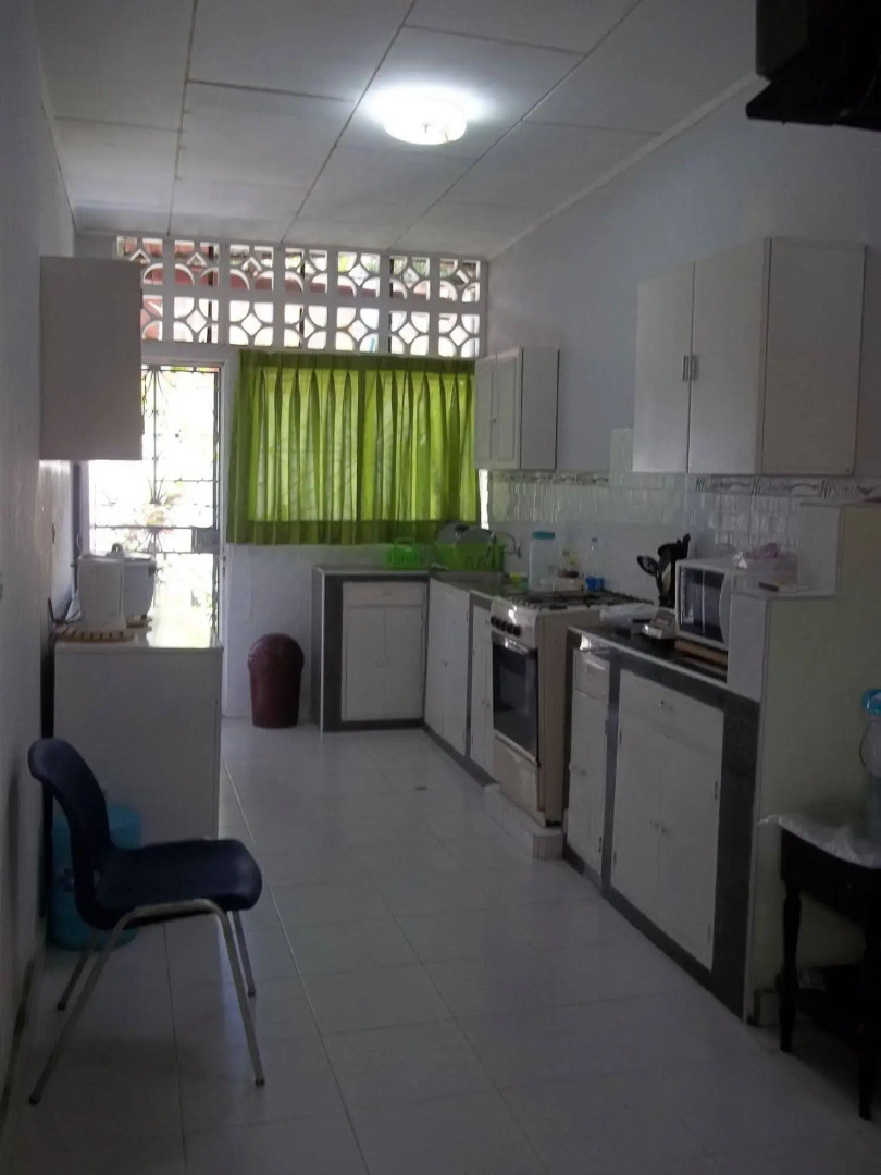 Exclusive Amazon House