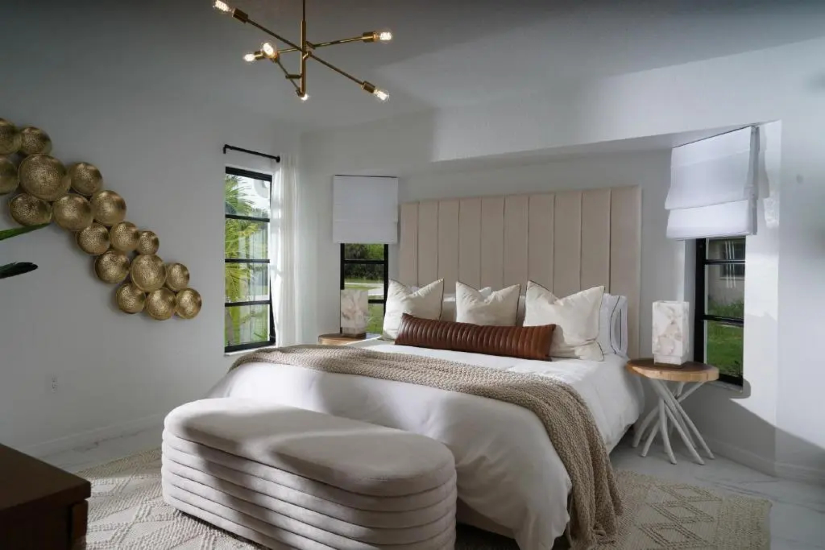 Glamorous 3-Bedroom Villa with Heated Pool Sarasota Area