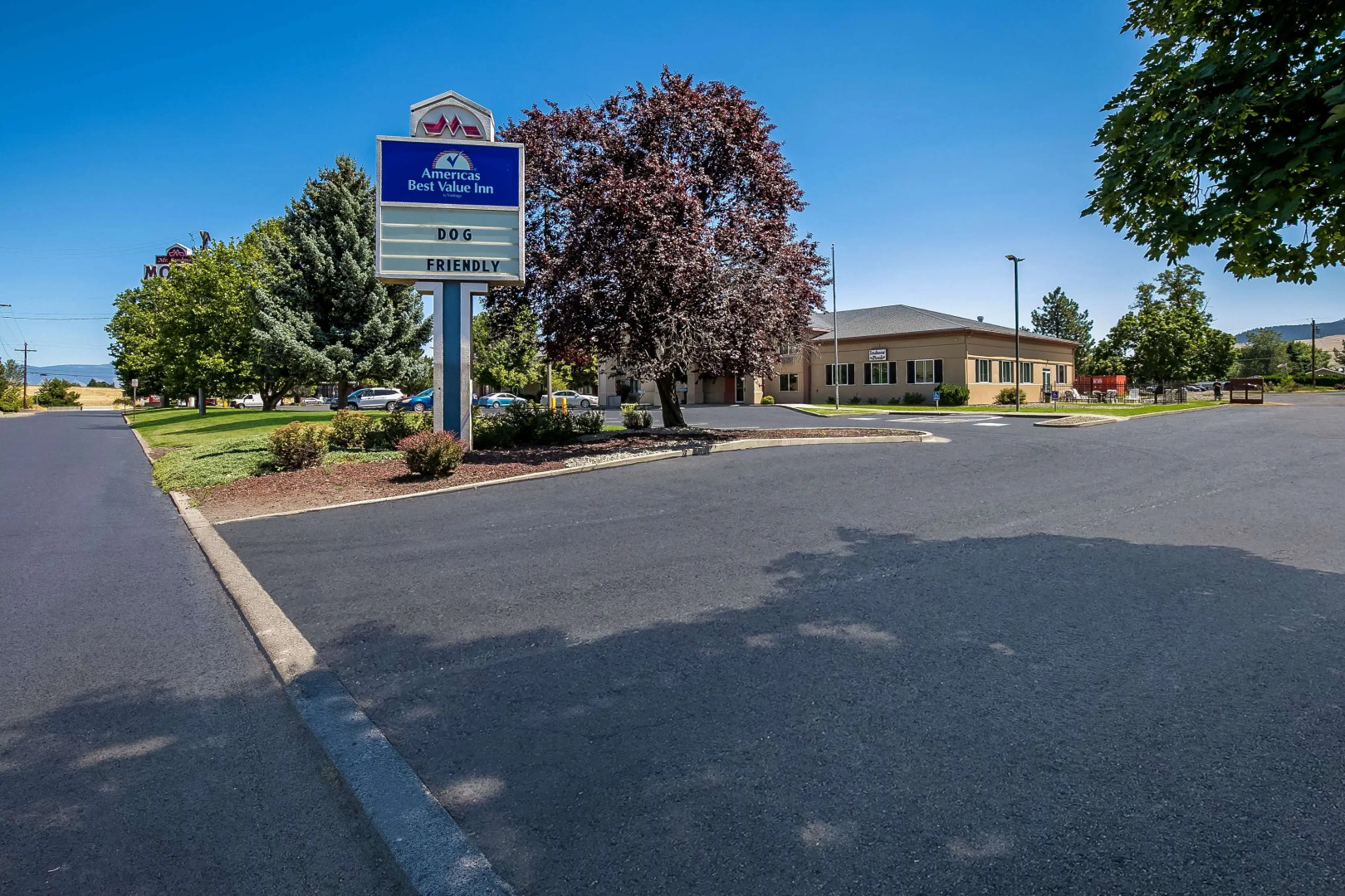 Americas Best Value Sandman Inn