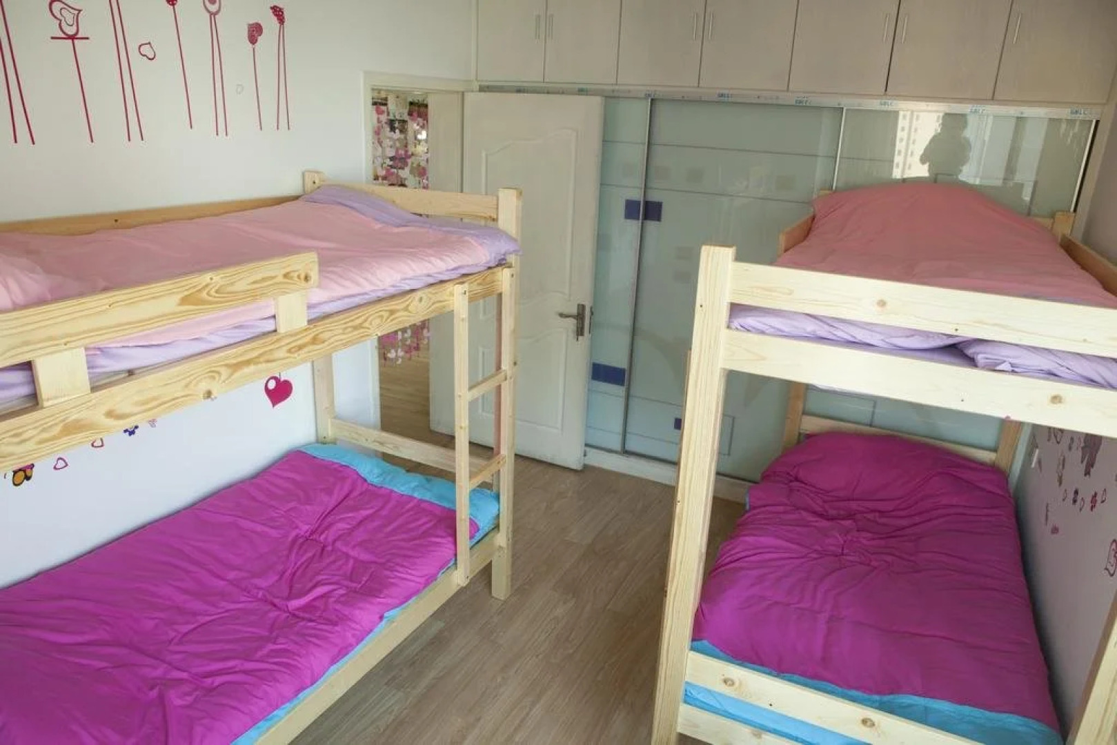 Mengguigu Youth Hostel