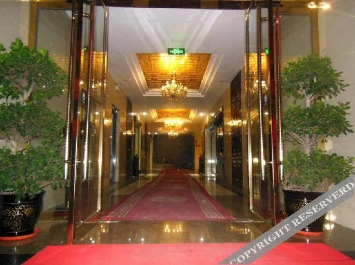 Super 8 Hotel Longnan Wudu Pan Xuan Lu Square