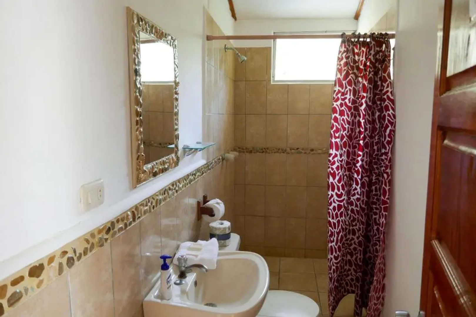 El Pacifico Hotel
