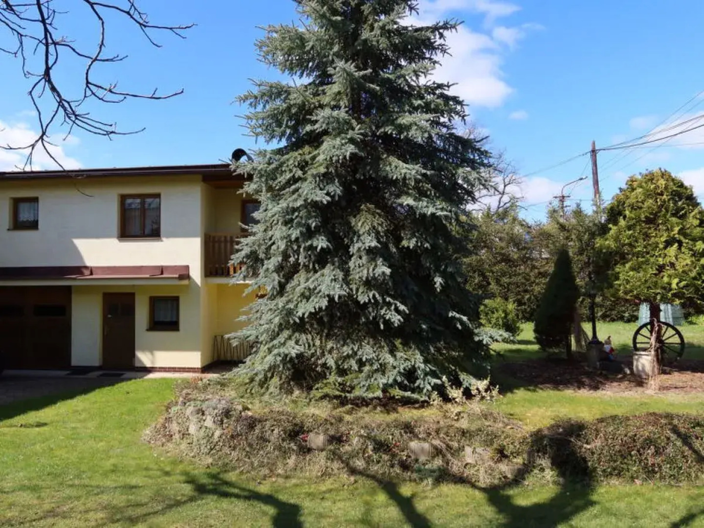 House Tatobity Tatobity