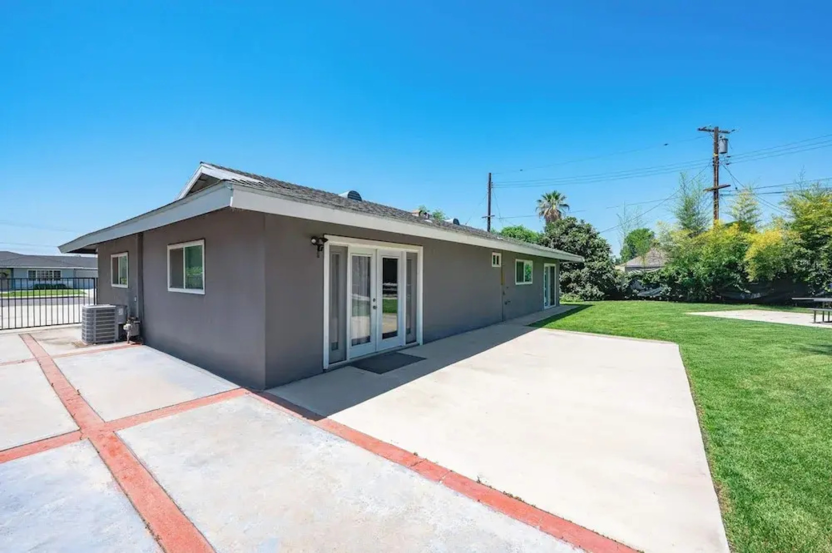 Spacious Family Friendly House in Central Location