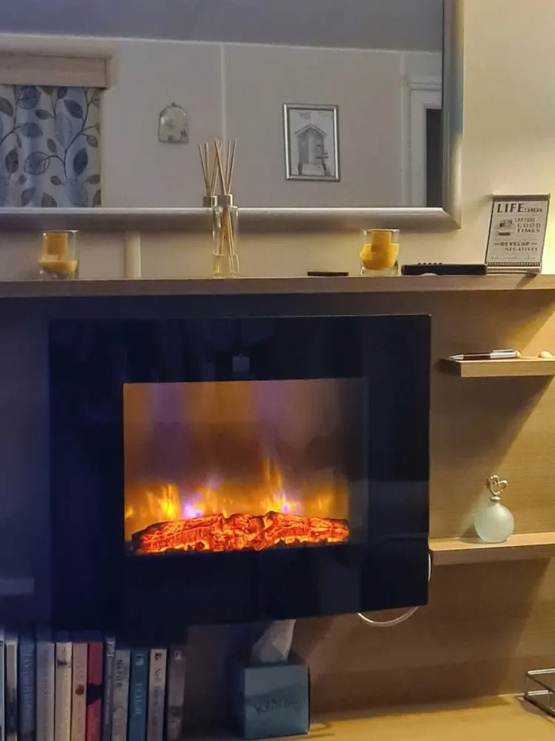 2 Bed Lodge - Sleeps 5 - Parking - Pets - Wifi