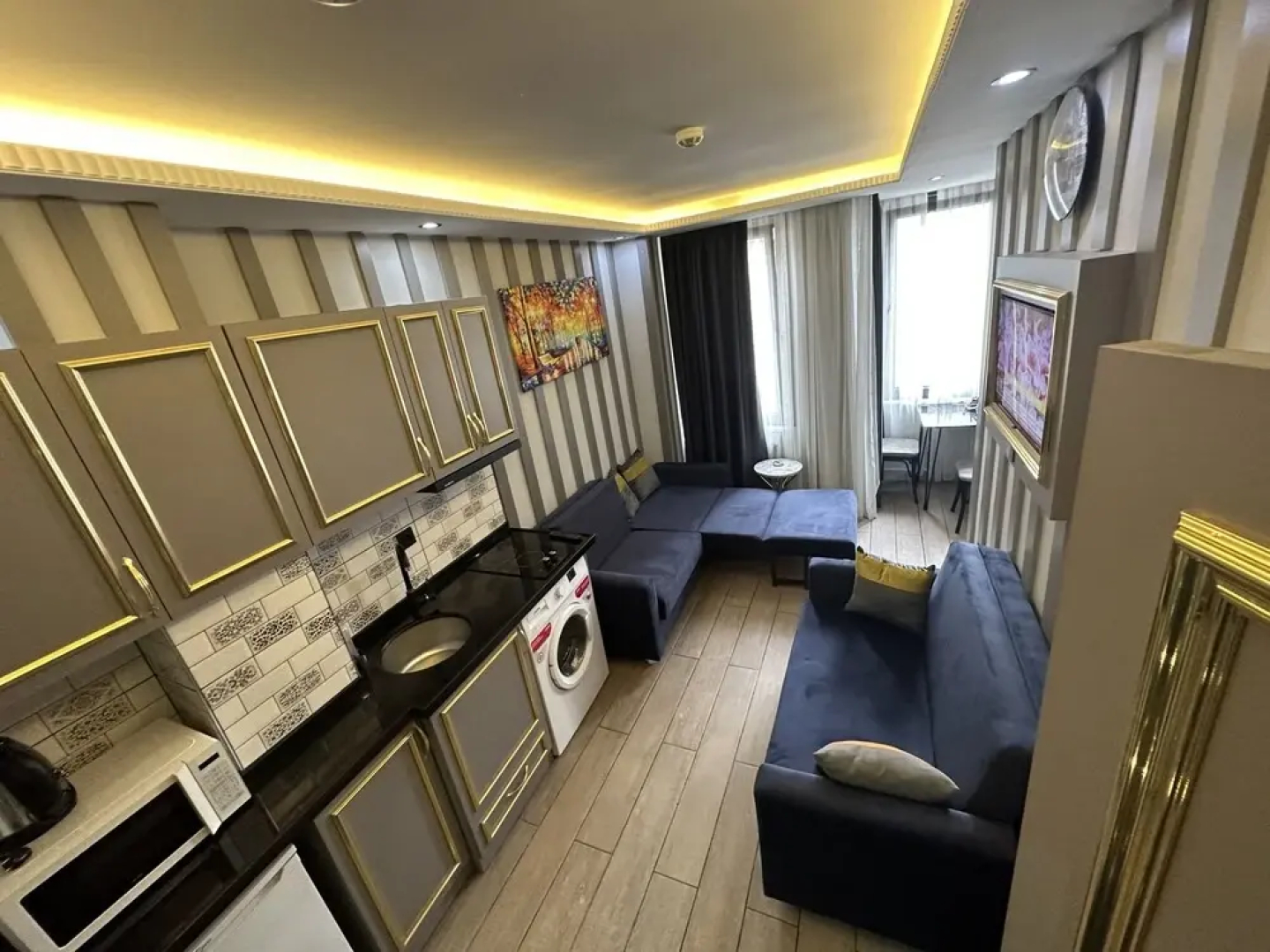 Taksim Larissa Hotel Suites